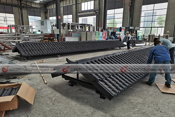 仿古鎮(zhèn)款式公交候車亭