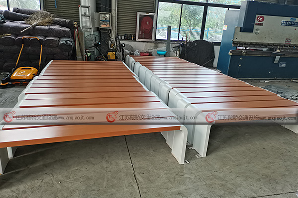 公交站臺有哪些功能