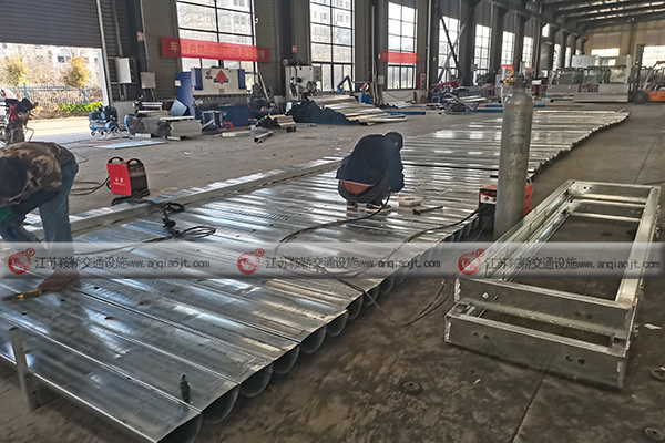 提升城市品位，從挑選一個好的公交候車亭設(shè)計廠家開始