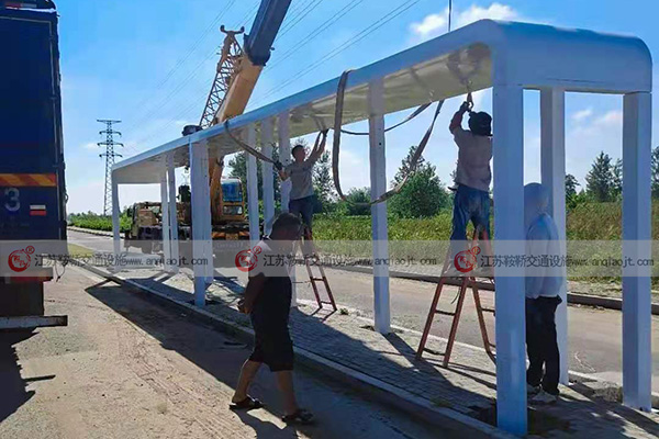 <strong>公交站候車亭的四大功能！</strong>