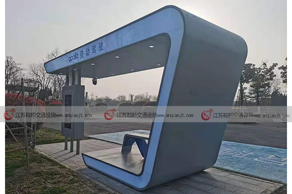 新款公交候車亭功能多樣外觀好看體驗(yàn)也是非常棒