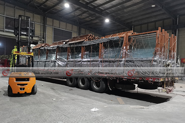 <strong>公交候車亭設(shè)計需要講究哪些方面？</strong>