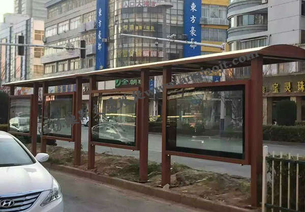 公交候車亭