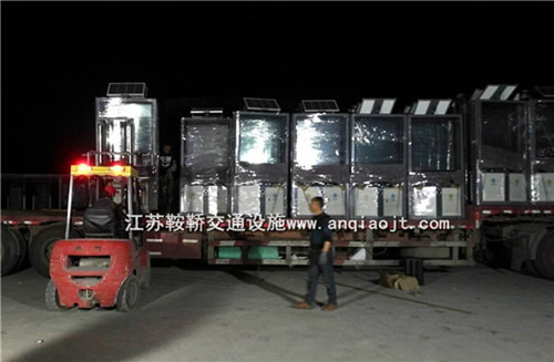 西安廣告垃圾箱發(fā)貨